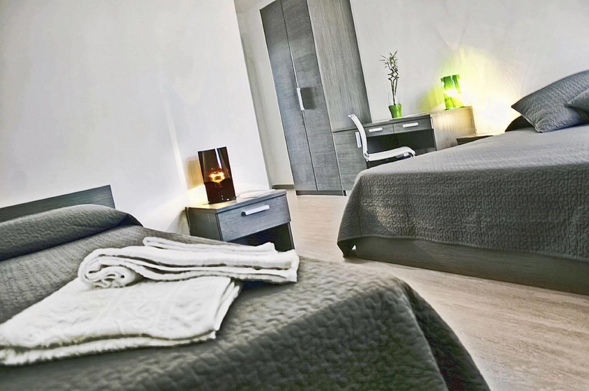 Suite Inn Catania Maison d'hôtes 3*
